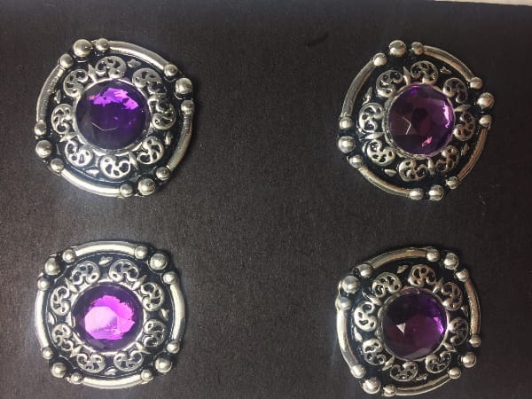 Number Pins Arena Pins 4er Set  in 5 versch. Farben