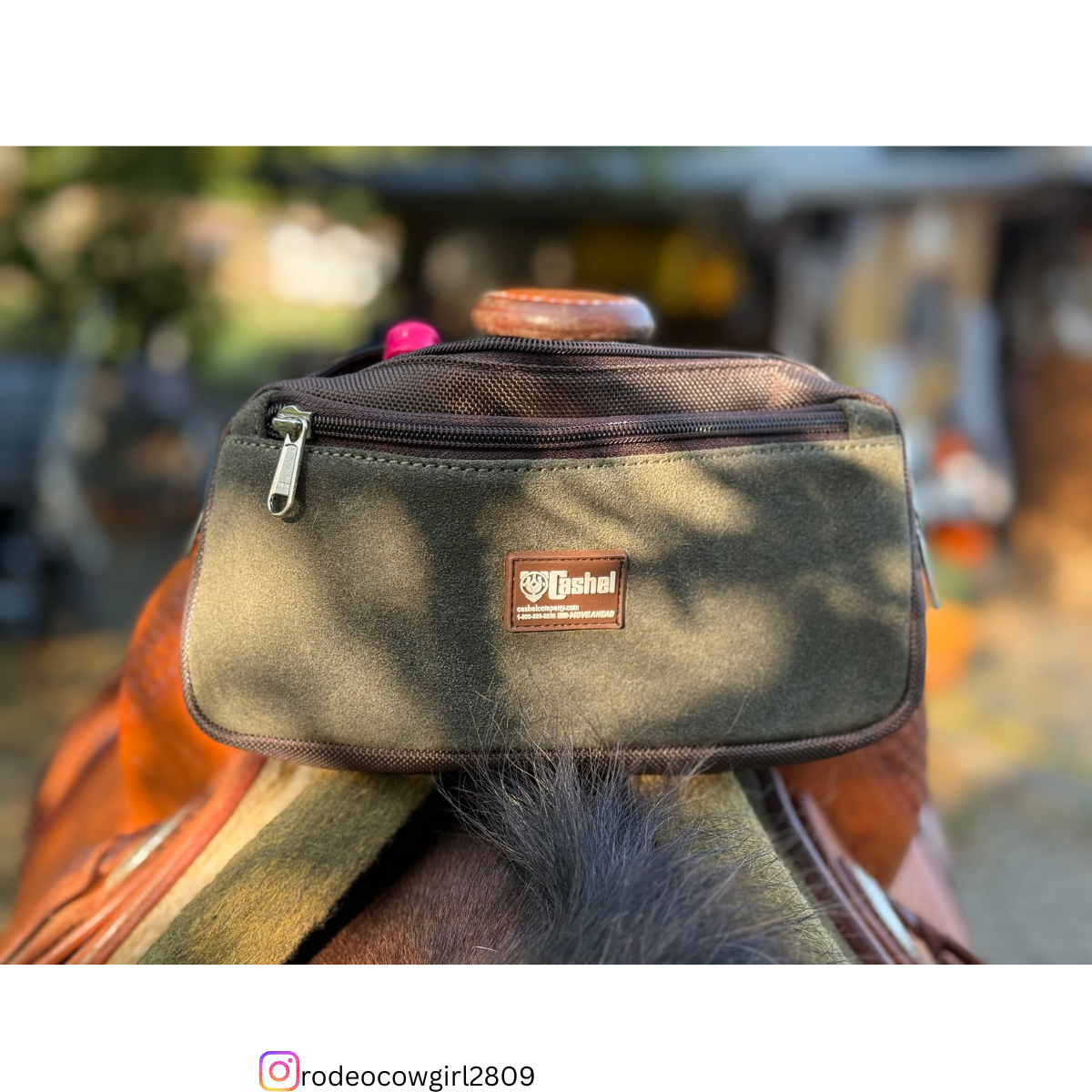 Cashel Wildleder Small Pommel Bag