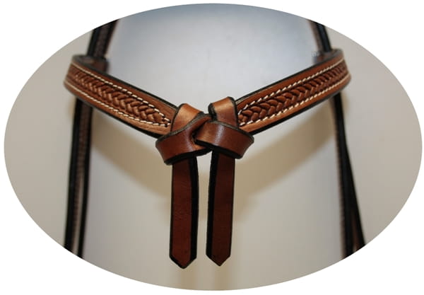 Kopfstück punziert mit knotted Stirnband