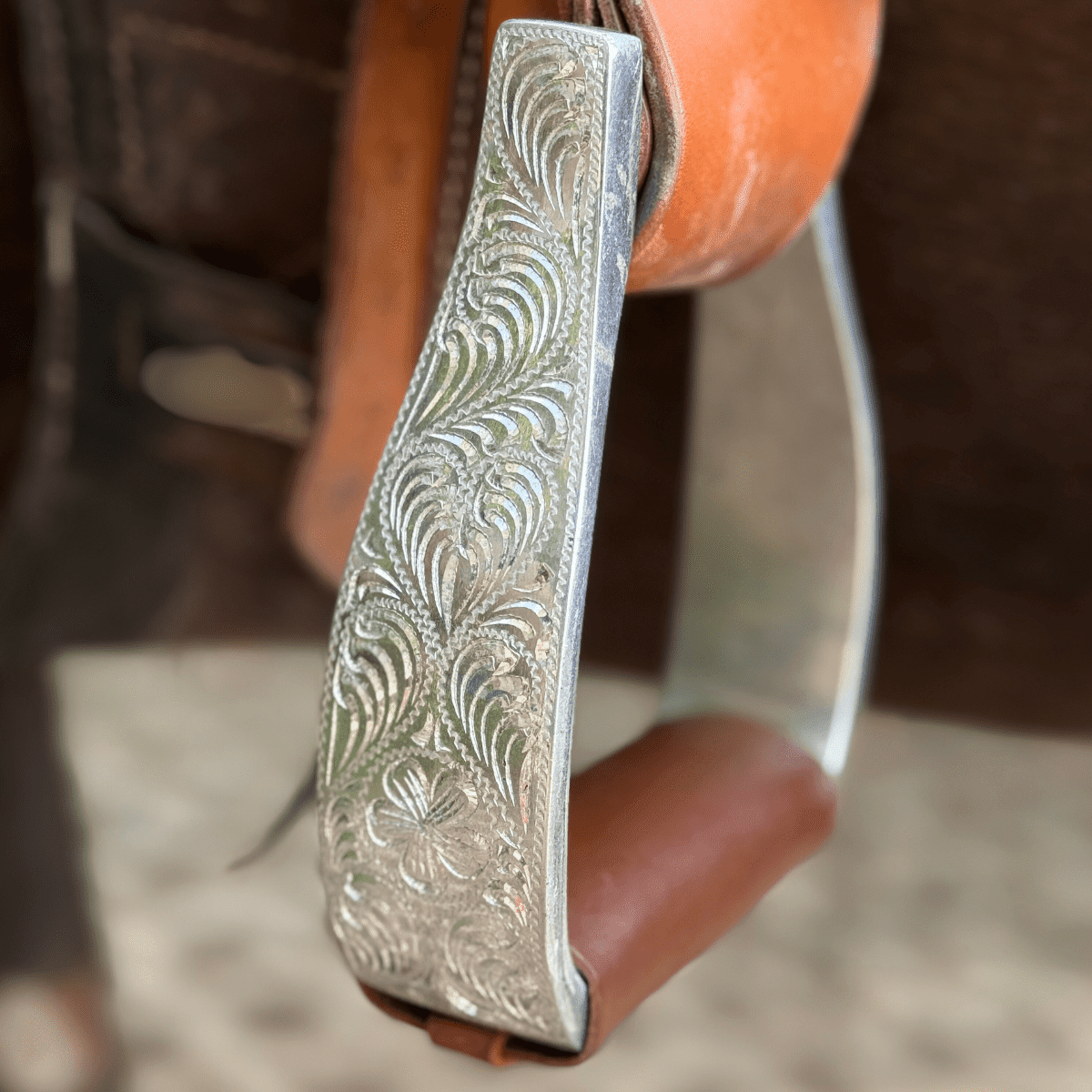 Handgravierte Show-Steigbügel Alu