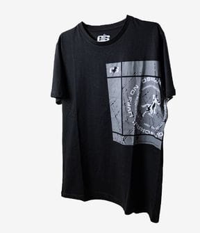 Hoodies / T-Shirts / Sweats