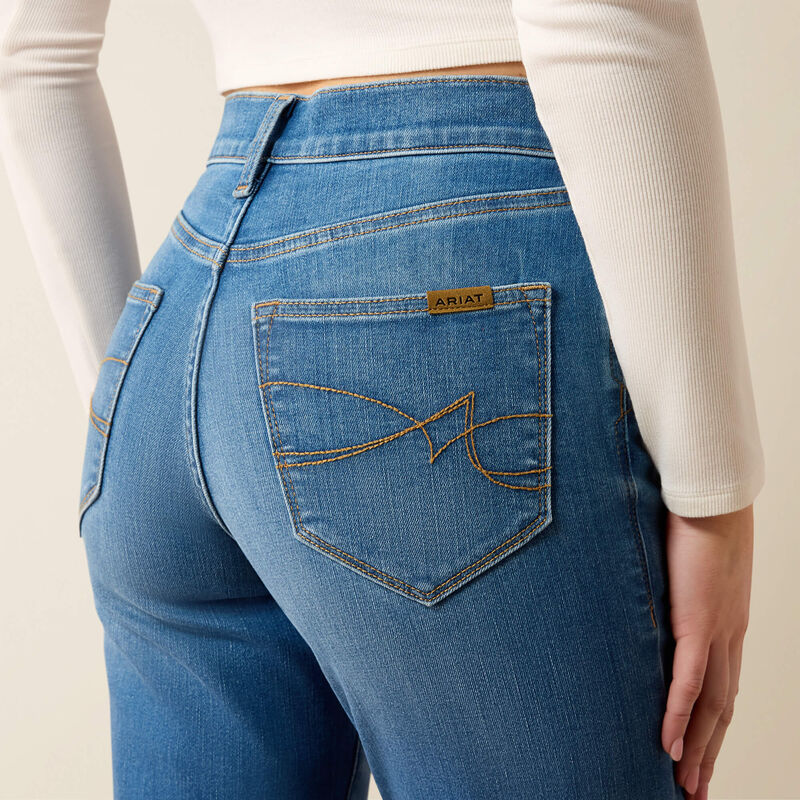Ariat Womens High Rise Revel Vilma Slim Ultrastretch Straight Leg Jeans