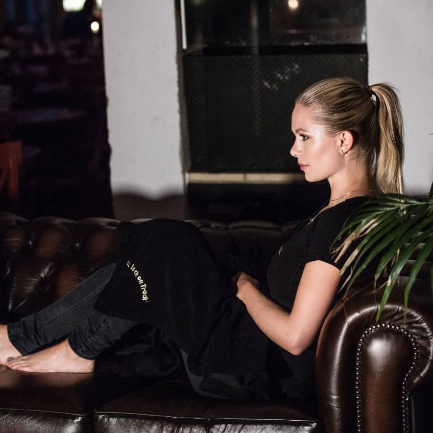 Back on Track Human Fleecedecke in 2 Größen